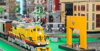 El mundo LEGO® llega a RRG