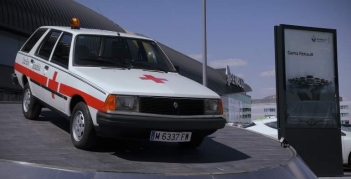 El primer coche médico de Cruz Roja