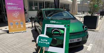 EL NUEVO RENAULT TWINGO PROTAGONIZA LA ROMERÍA UNIVERSITARIA